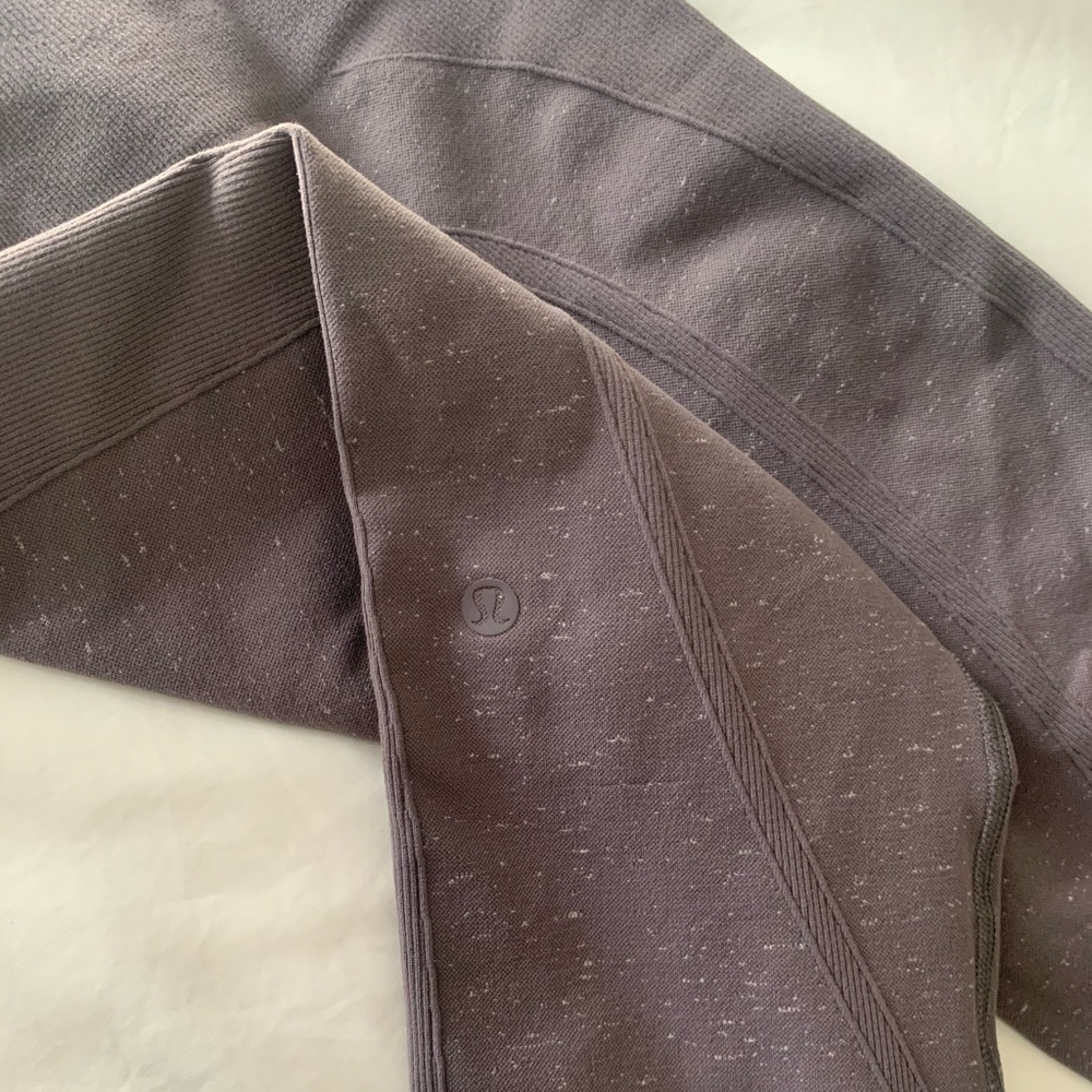 LULULEMON x Cropped High Waist Purple Leggings